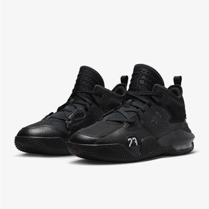 Jordan Stay Loyal 2 men’s sneakers/shoes